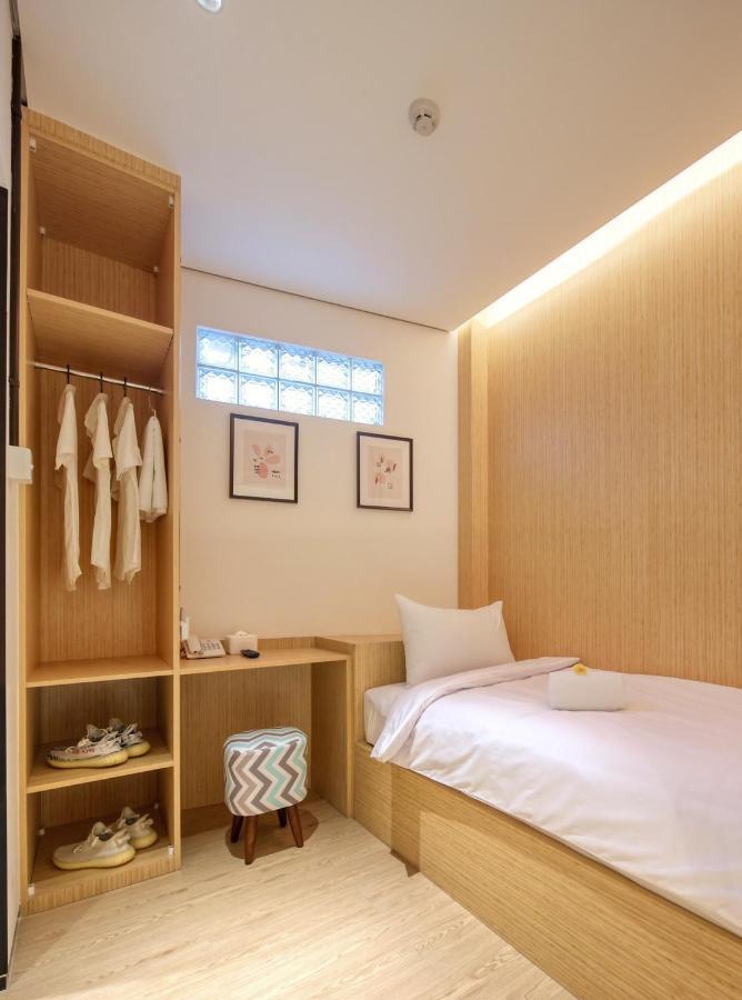 Cool Living Hotel Jakarta Exterior foto