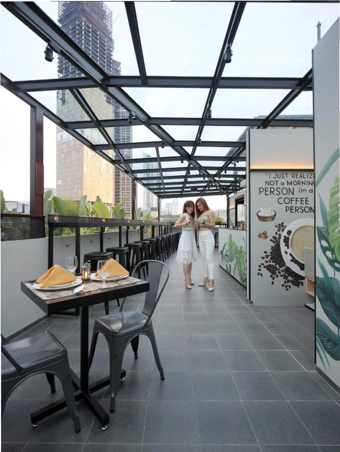 Cool Living Hotel Jakarta Exterior foto